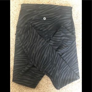 Lululemon Le Tigre Camo Align Pant 25”